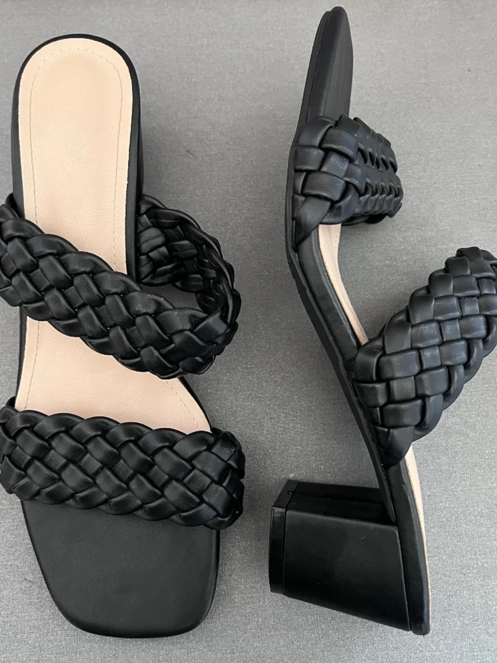 Cushionaire Double Braided Black Block Heel Slide Sandal, Size EUR 39, US 8.5